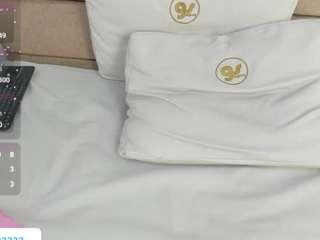 valirya-devote Live Webcam on CamSoda