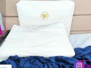 valirya-devote Live Webcam on CamSoda