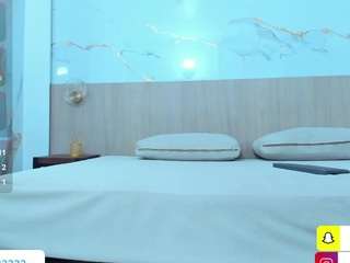 valirya-devote Live Webcam on CamSoda