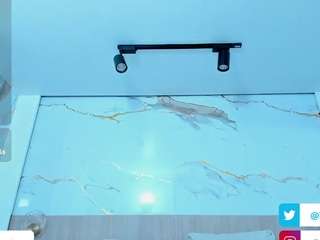 valirya-devote camsoda