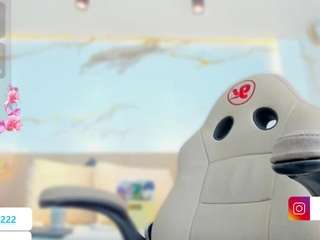 valirya-devote webcam model