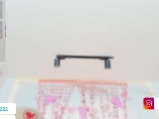 valirya-devote webcam