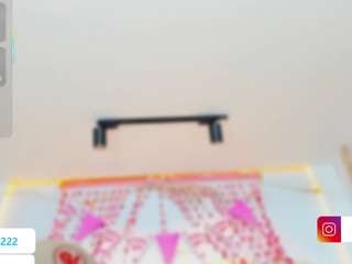 valirya-devote webcam