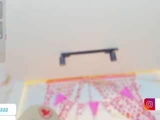 valirya-devote webcam