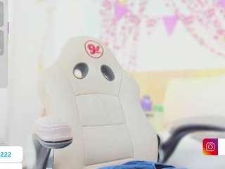 valirya-devote's CamSoda show and profile