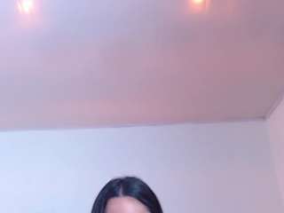 zoe-hecate's CamSoda show and profile