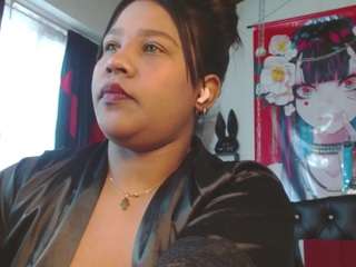 alisonosbourne webcam model