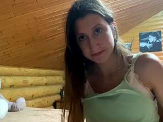 jeseniaholzerland's CamSoda show and profile