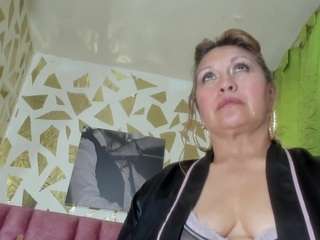 kazsandrah Live Webcam on CamSoda