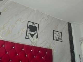 kazsandrah's live room
