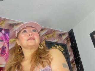 kazsandrah live webcam show