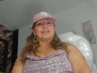 kazsandrah live webcam show