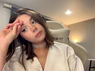 lucilatyssens Live Webcam on CamSoda