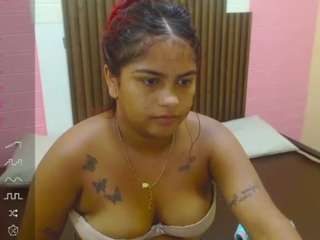 lulu-james webcam model