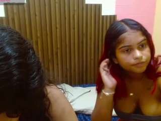 lulu-james webcam