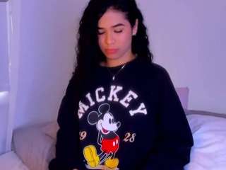 nicoleemartiinez