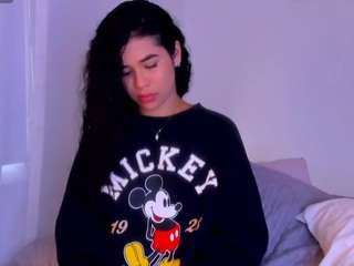 nicoleemartiinez