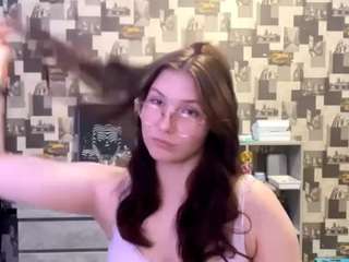  paulineannable chat room