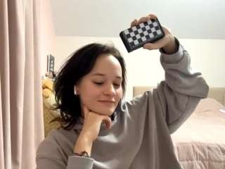  paulineannable chat room