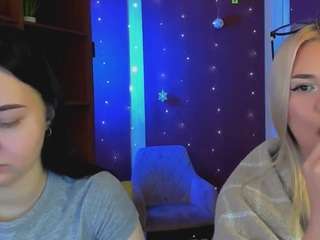 rose-style's CamSoda show and profile