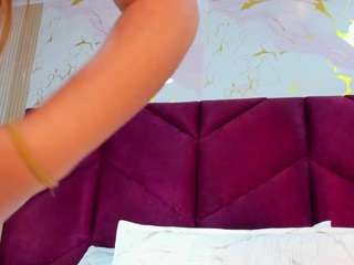 aliceprice-lu's CamSoda show and profile