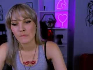 baby-joy's CamSoda show and profile