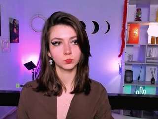 le modèle baby-joy est en webcam porno dans un show sur le site camsoda, il possède les tags suivants: ahegao,shaved pussy,massage,naked,normal,oil,orgasm,pussy,sex toys,sexy,solo,living room,spank,tattoos,tease,teen 18,thong,twerk,wet,young adult