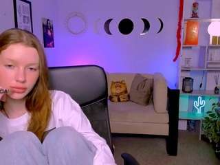 le modèle baby-joy est en webcam porno dans un show sur le site camsoda, il possède les tags suivants: ahegao,shaved pussy,massage,naked,normal,oil,orgasm,pussy,sex toys,sexy,solo,living room,spank,tattoos,tease,teen 18,thong,twerk,wet,young adult