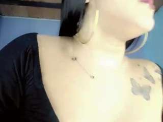 eemily3 Sex Cam Show