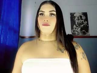 Eemily3