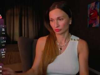 evelyn-smitt live webcam show