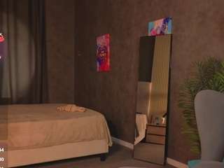 Evelyn live cam preview