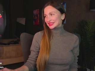 Evelyn live cam preview