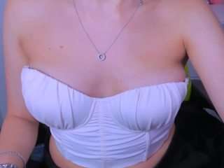 mia-lite Live Webcam on CamSoda