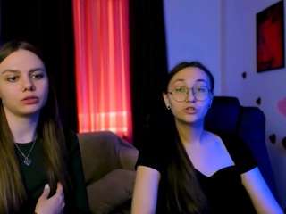 mila-hiss Live Webcam on CamSoda