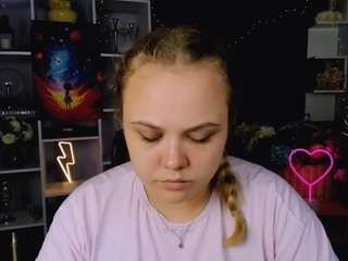 mila-spring Live Webcam on CamSoda