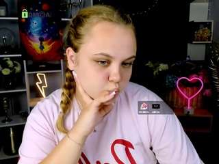 mila-spring Live Webcam on CamSoda