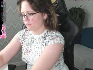nina-luna Live Webcam on CamSoda