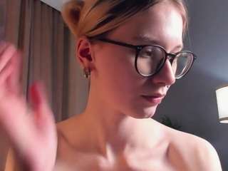 ruthashastri's CamSoda show and profile