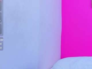 skinnyneighbour Live Webcam on CamSoda