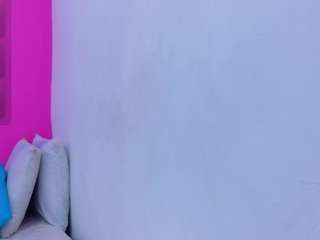  skinnyneighbour chat room