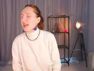 thoragusciora Live Webcam on CamSoda