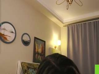 cheekie-breekie Live Webcam on CamSoda