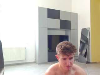 christianlevinee Live Webcam on CamSoda