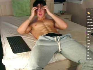 christianlevinee Live Webcam on CamSoda