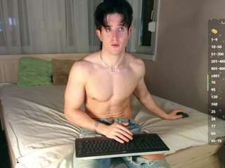 christianlevinee webcam