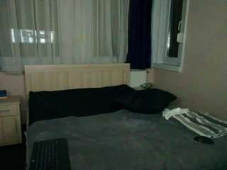 christianlevinee Live Webcam on CamSoda