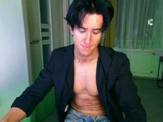 christianlevinee webcam