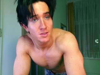 christianlevinee webcam