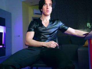 christianlevinee Sex Cam Show